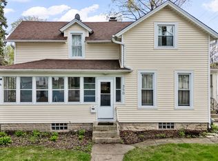 350-352 Harrison St, West Chicago, IL 60185