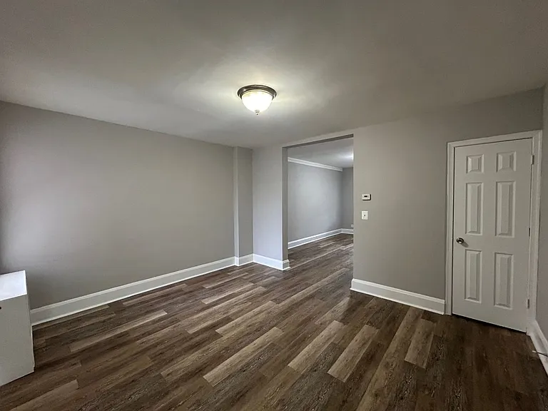 4302 Berger Ave — Photo 4