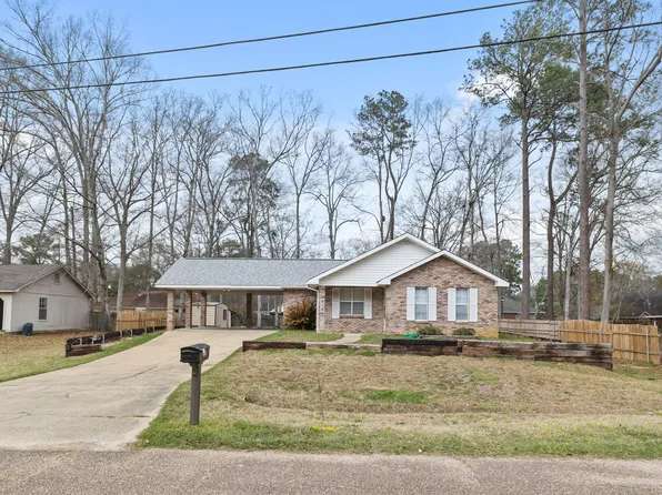 414 Sam Rayburn Dr, Hattiesburg, MS 39402