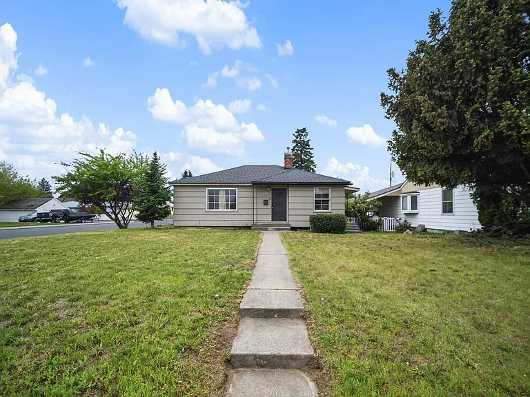 2403 W Everett Ave — Photo 10