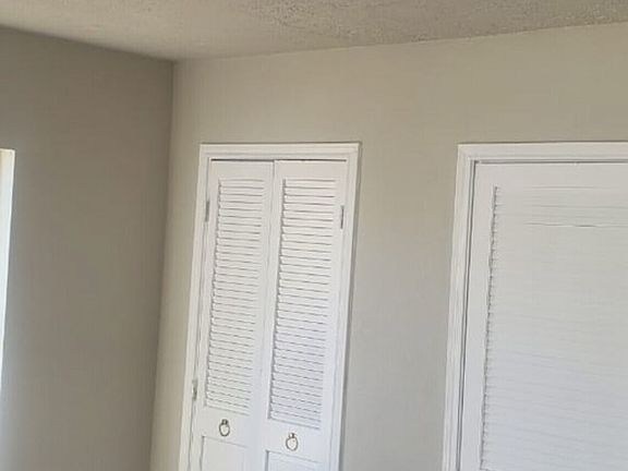 4th image of 243 GOLDEN CROWN DR
