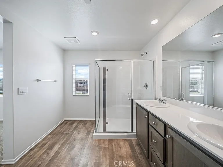 30547 Operetta St — Photo 23