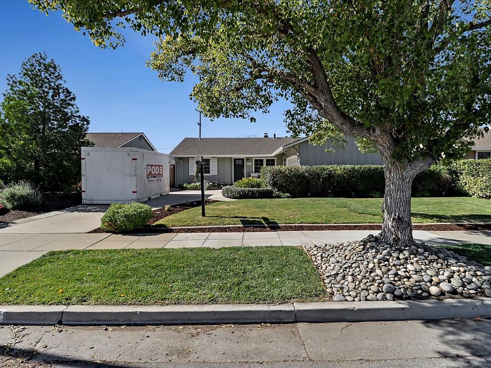 1st image of 3603 Gavota Ave
