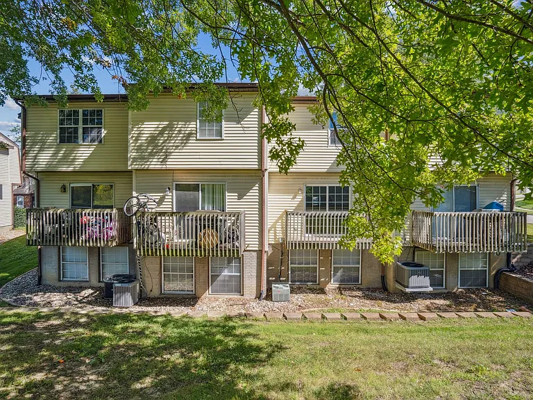 2517 Sylvan Glen Ct — Photo 9