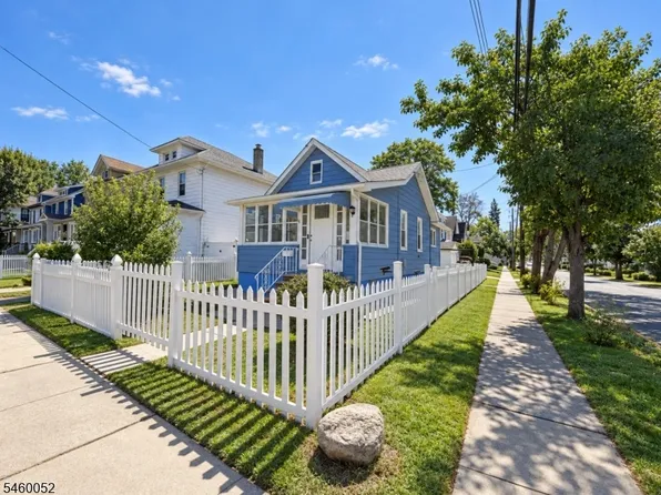 136 W Colfax Ave, Roselle Park Boro, NJ 07204