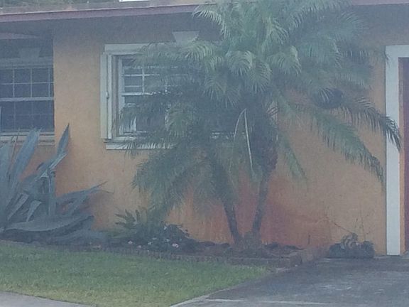2nd image of 800 S Biscayne River Dr