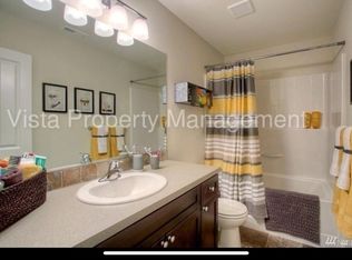 10516 191st St E, Puyallup, WA 98374