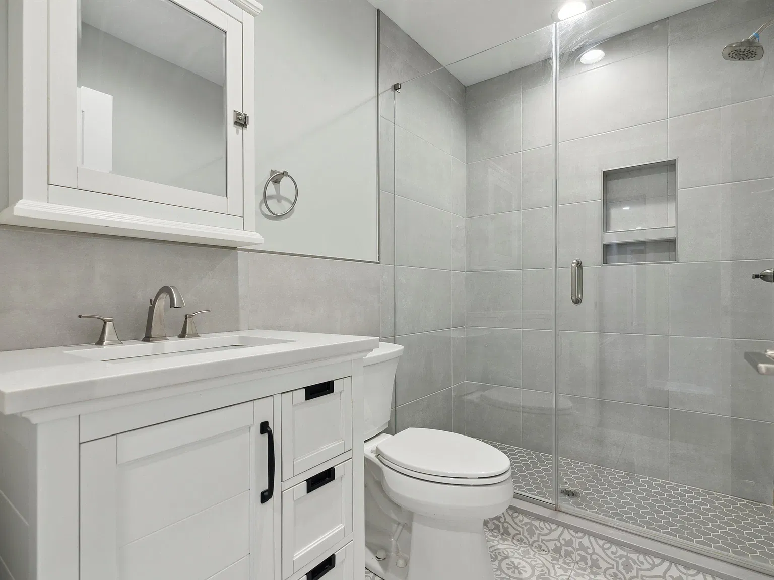 2 bed, 2.5 bath, 1207 sqft, $2,500 — Photo 3