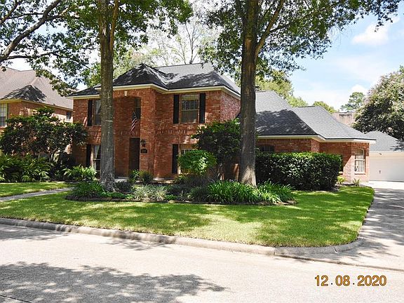 3rd image of 5207 Walnut Hills Dr