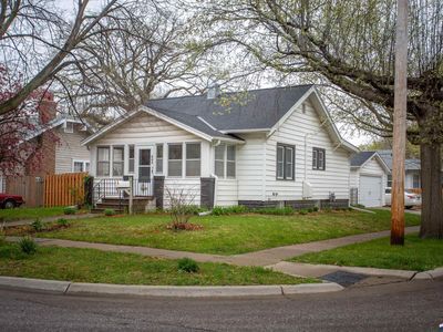 901 S 32nd St, Lincoln, NE, 68510