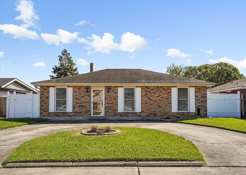 1st image of 118 Jane Ln