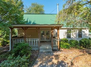 692 Phillipsville Loop, Canton, NC 28716