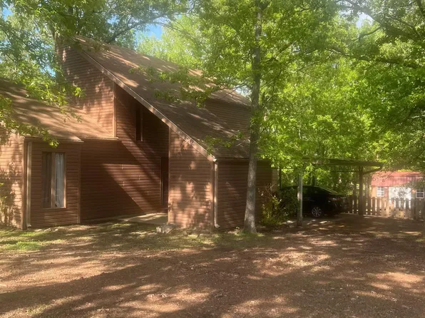 99 Luster St, Batesville, AR 72501