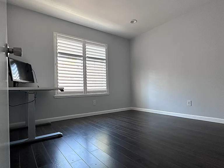 487 Cascadita Ter — Photo 11
