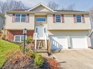 424 December Ln, Morgantown, WV 26508