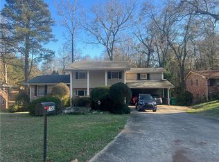 2750 Rainbow Forest Dr, Decatur, GA 30034
