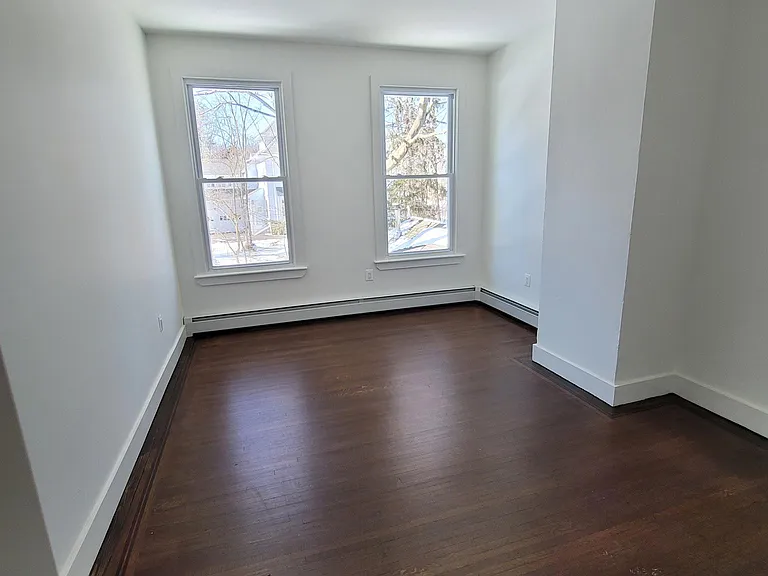 682 Whitney Ave #2 — Photo 13