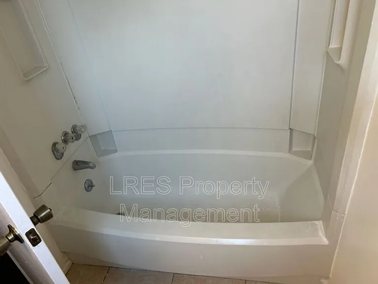 4603 Lighthouse Cir — Photo 21