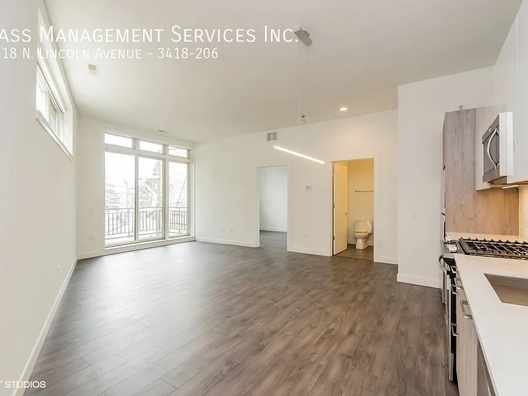3418 N Lincoln Ave #206 — Photo 6
