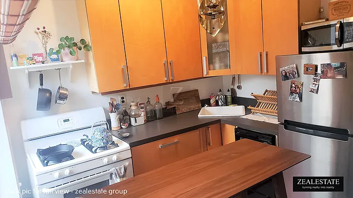 Rented by ZealEstate Group Inc | media 6