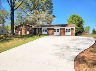 122 Dewsberry Rd, King, NC 27021