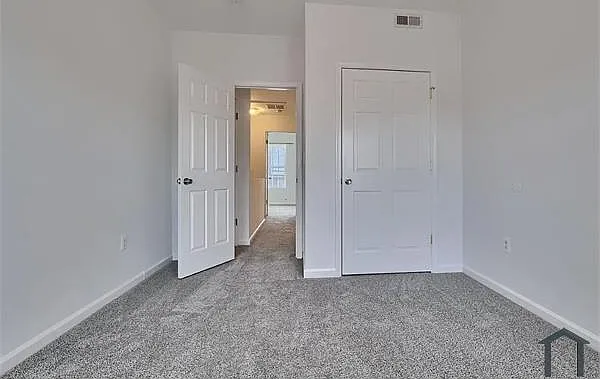 104 N Rose St — Photo 8
