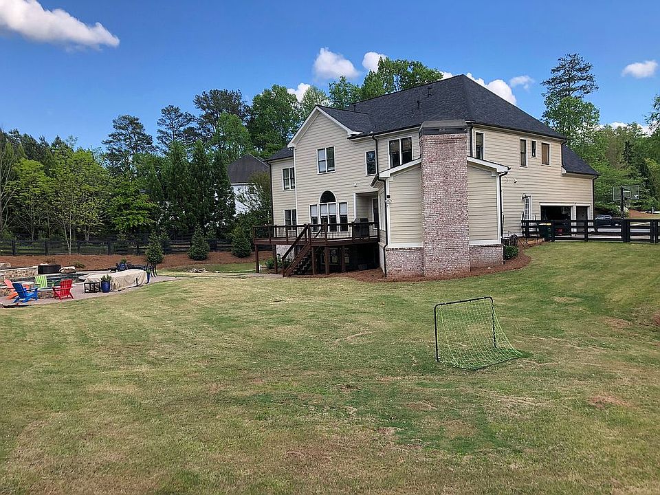 2nd image of 130 Providence Oaks Pointe