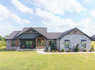 2215 Deepwood Dr, Alma, AR 72921