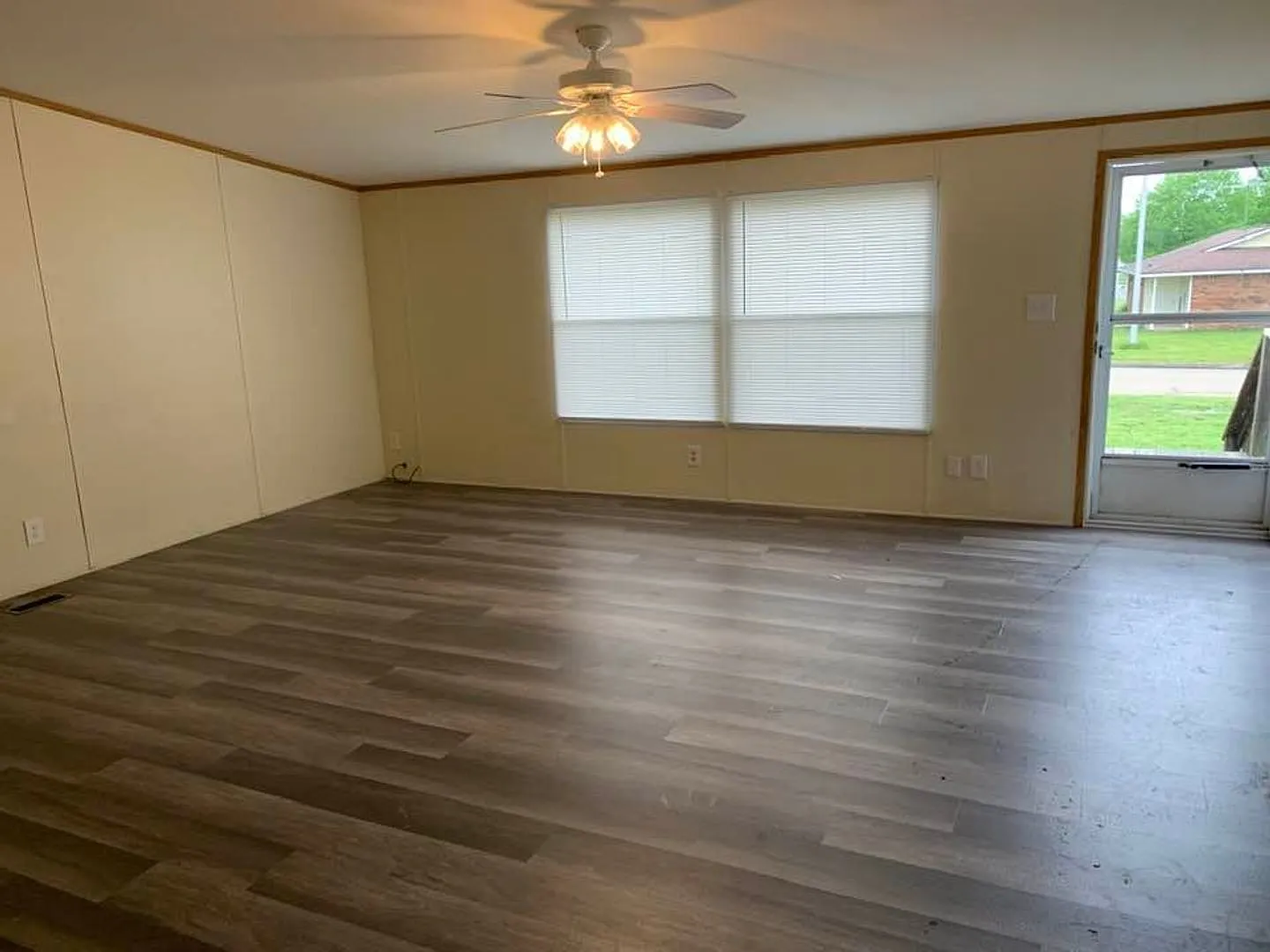 3 bed 2 bath house — Photo 4