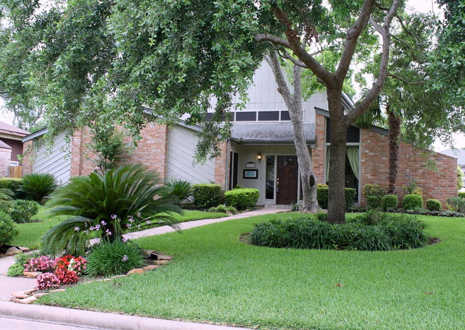 1st image of 3318 Plum Brook Ln