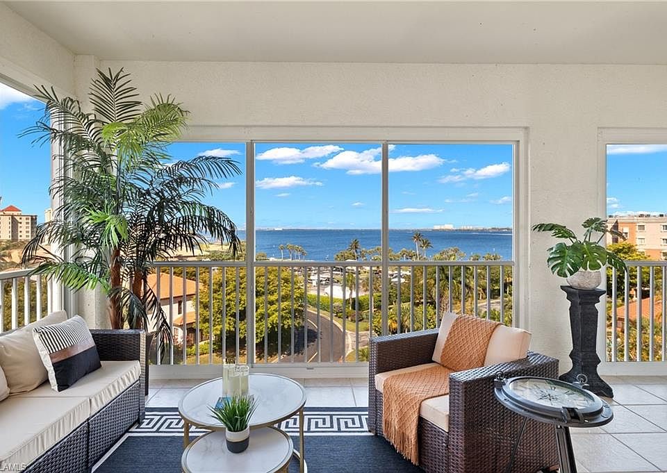 1st image of 14817 Laguna DR #501