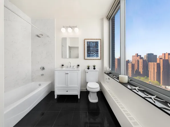 360 East 88th Street image 10 of 23