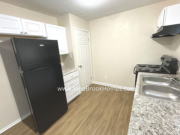 5th image of 3432 Tiffany Dr
