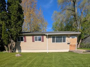 5459 Bermuda Ln, Flint, MI 48505