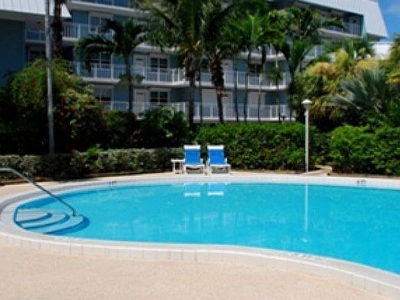 2nd image of 1901 S Roosevelt Blvd APT 105-N
