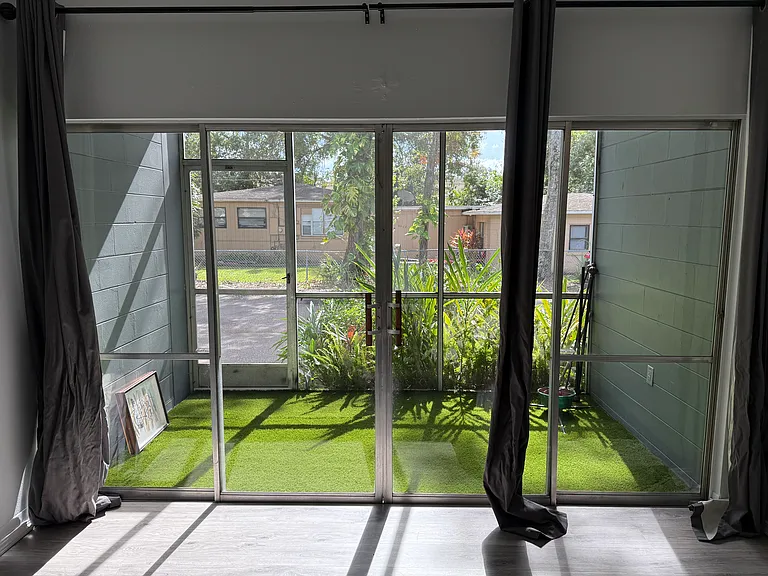 1014 E South St #3 — Photo 10