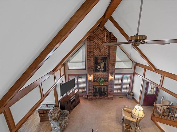 5th image of 11960 Beaverton Dr