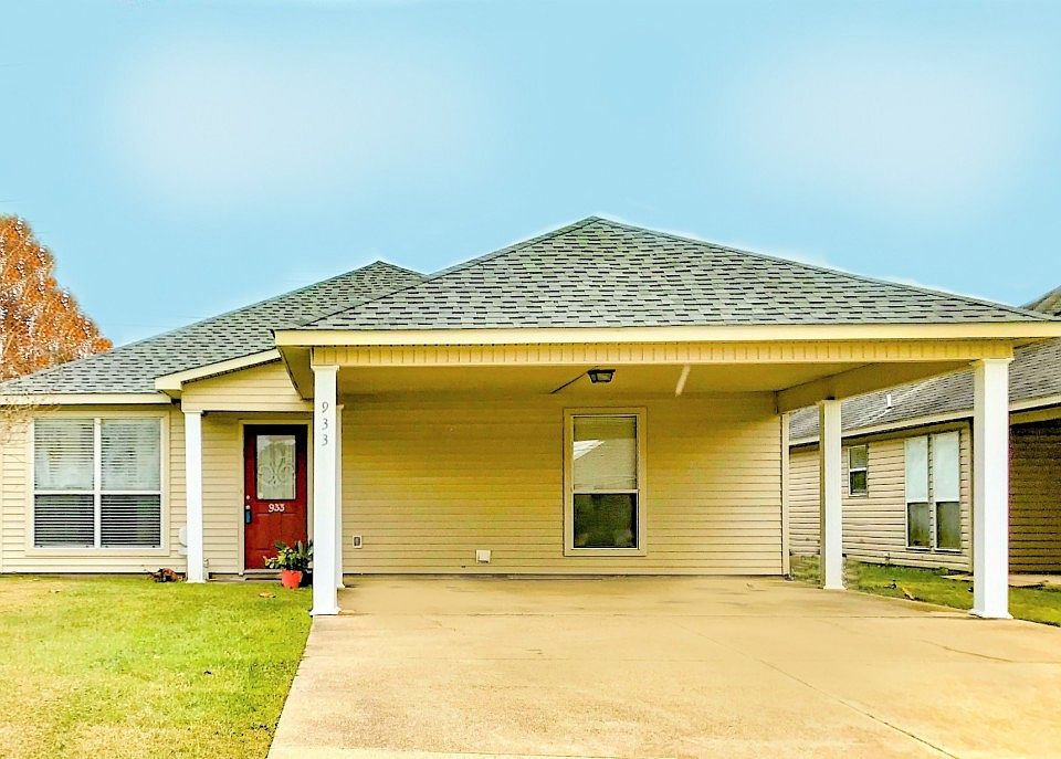 1st image of 933 Meadow Glen Ave
