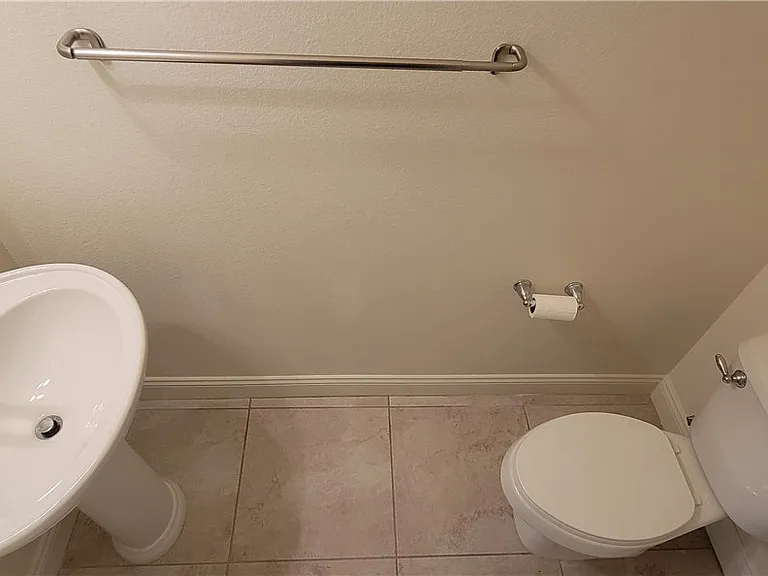 5862 W Haleh Ave — Photo 5