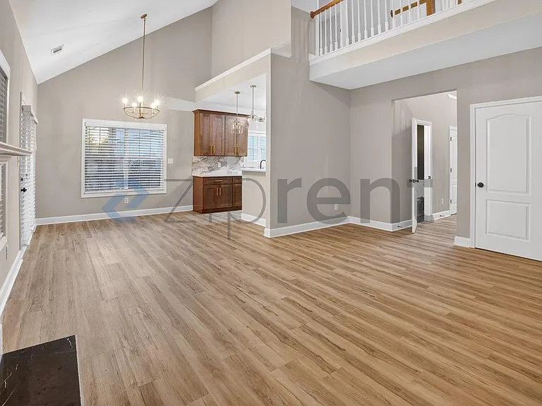 4584 Garden City Dr — Photo 18