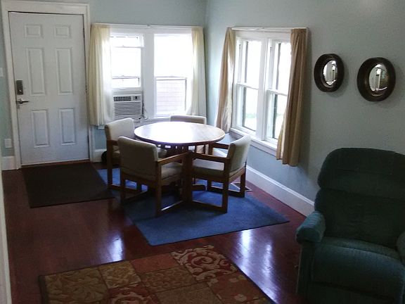 5th image of 1823 Park Ave