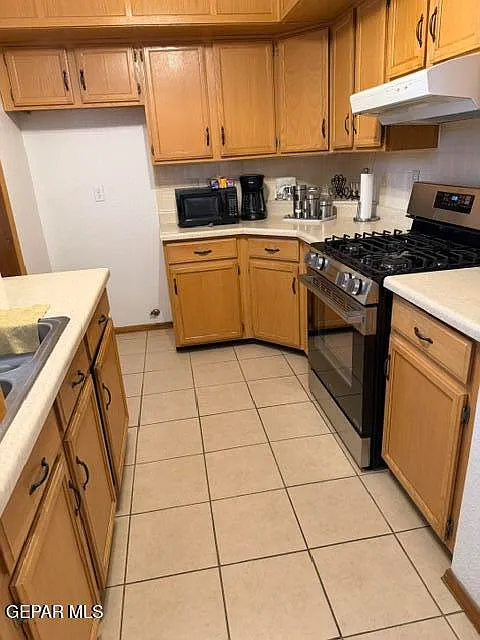 3 bed, 2.0 bath, 1636 sqft, $1,650 — Photo 4