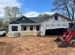 2927 State Highway 66 S, Kernersville, NC 27284