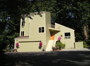 3610 Gallagher Hill Rd, Mercer Island, WA 98040