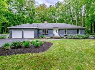 28 Woodhaven Drive, Kennebunk, ME 04043