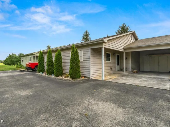 416 Carmel Ct, Baneberry, TN 37890