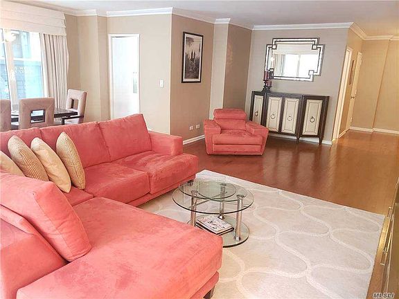 4th image of 200 Central Park S APT 3J