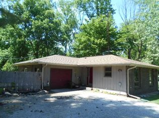 1520 Ridgeview Rd, Logansport, IN 46947