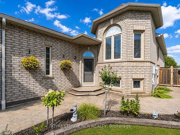 3rd image of 65 Royalton Dr