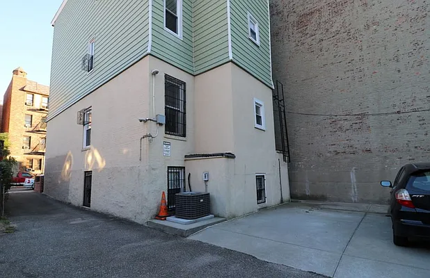 Rented by Citi Habitats | media 23